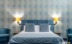 Via Veneto Suites